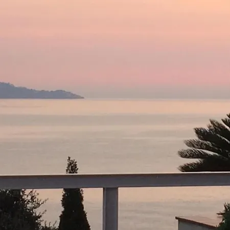 Apartment Cala Salions, Amplio Con Visitas Al Mar *